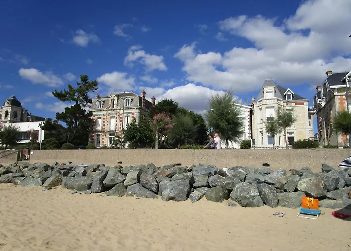 D'hote, Plage, Petit-dejeuner Bio 3* Royan